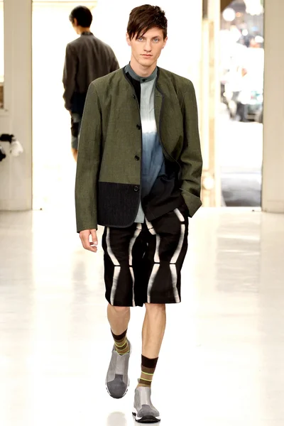 Look 20
